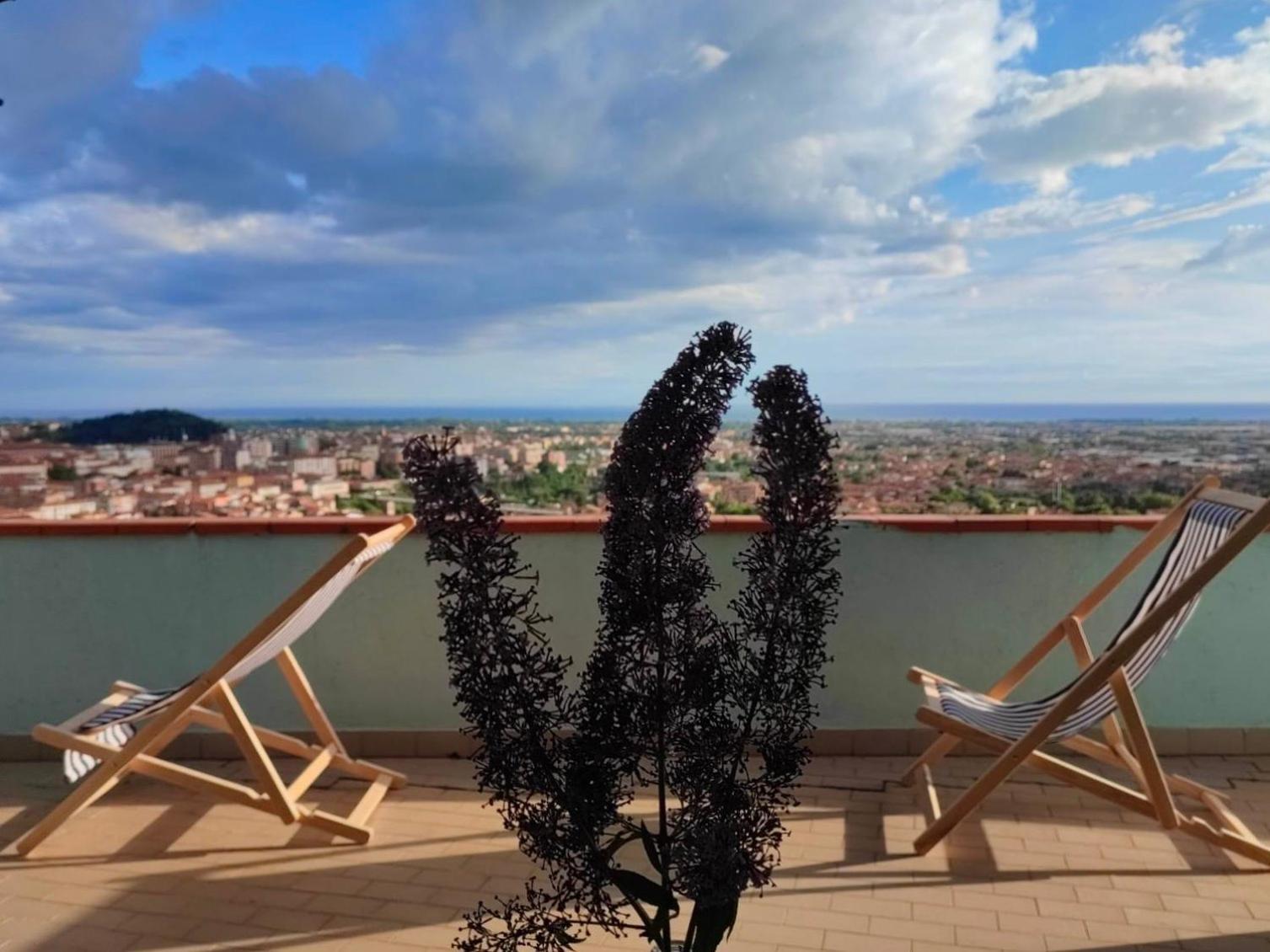 La Terrazza Apartment Massa  Luaran gambar